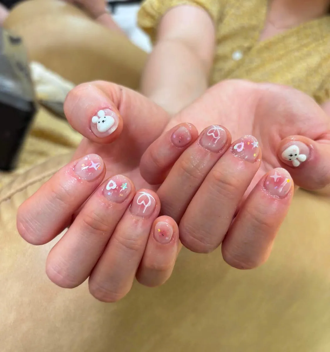 Hailey Bieber Glazed Doughnut Pearl - LENA Nails Da Nang
