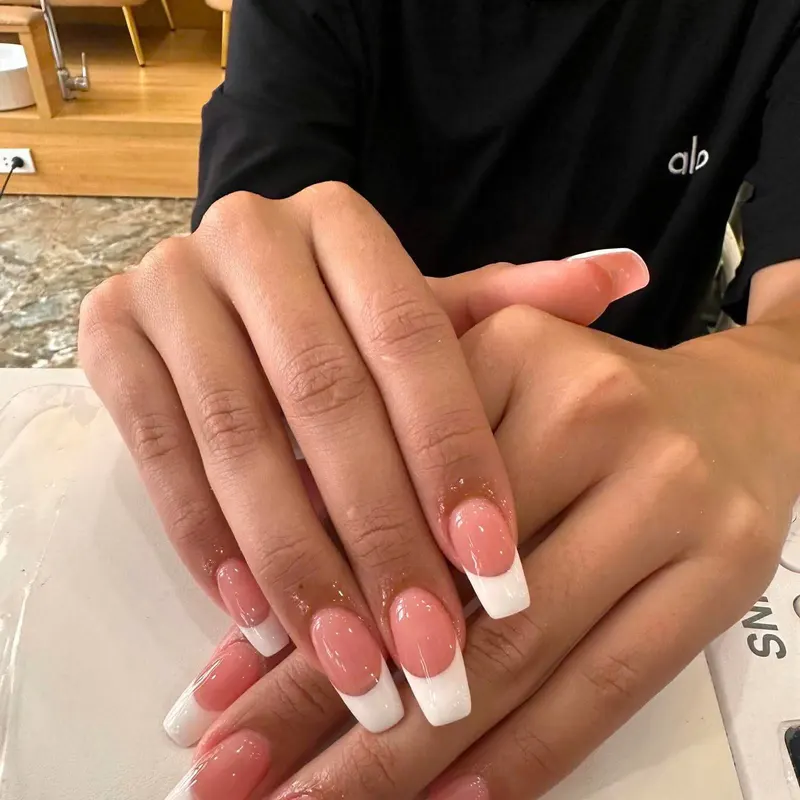 Minimalist Nude Diamond Edge - Da Nang Nail Art