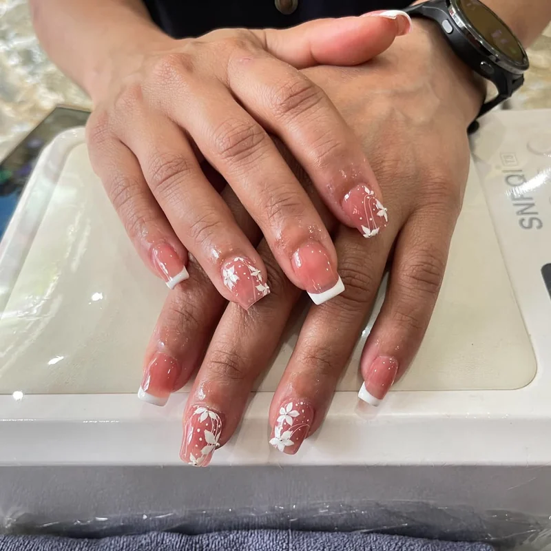 Oceanic Lagoon Shimmer Waves - Da Nang Nail Art