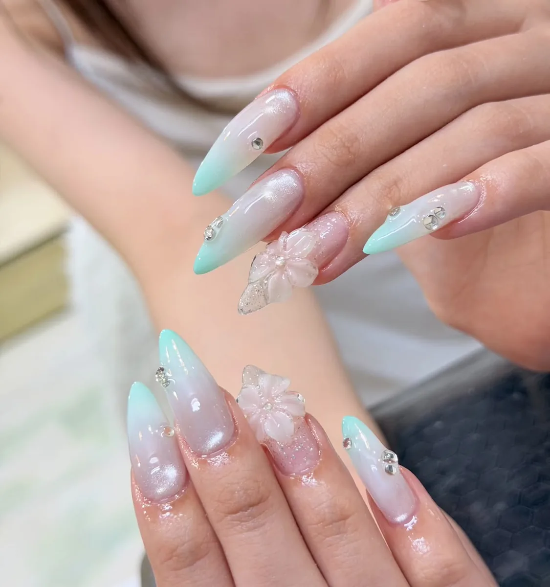 Bordeaux Wine Velvet Aurora - LENA Nails Da Nang